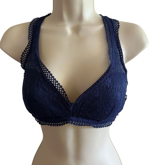 Victoria’s Secret Bralette ~ Set of 4 ~ pullover Racerback ~ lightly padded~ S,M - Picture 2 of 14